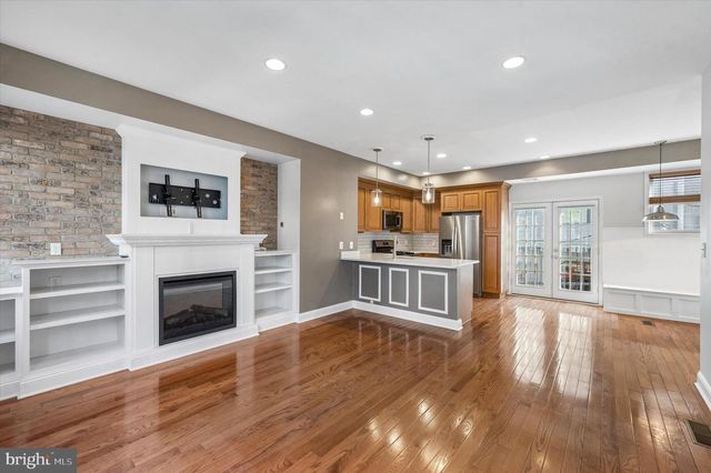 1910 WEBSTER ST, Philadelphia, PA 19146