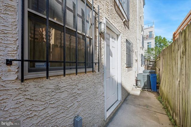 1910 WEBSTER ST, Philadelphia, PA 19146