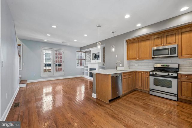 1910 WEBSTER ST, Philadelphia, PA 19146