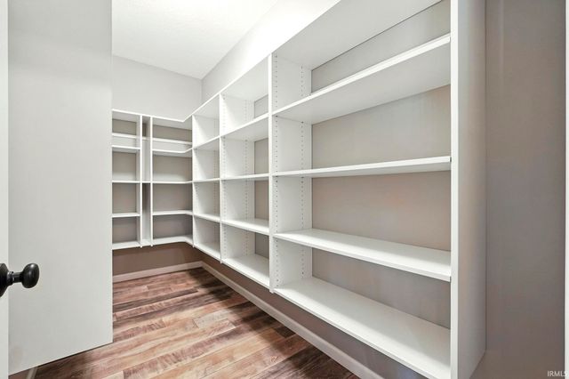 18780 Eisley Cove, Auburn, IN 46706