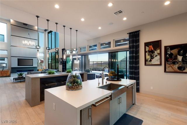 10759 Patina Hills Court, Las Vegas, NV 89135