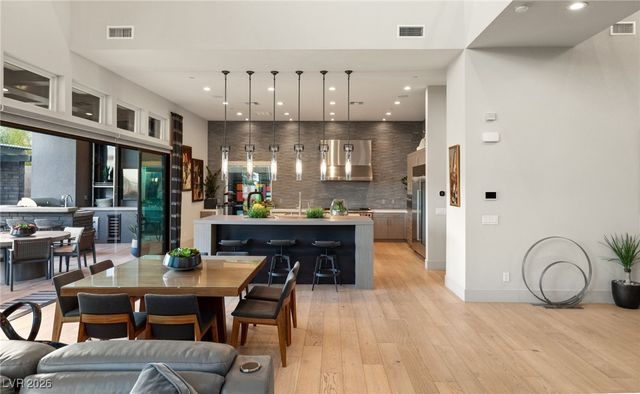 10759 Patina Hills Court, Las Vegas, NV 89135