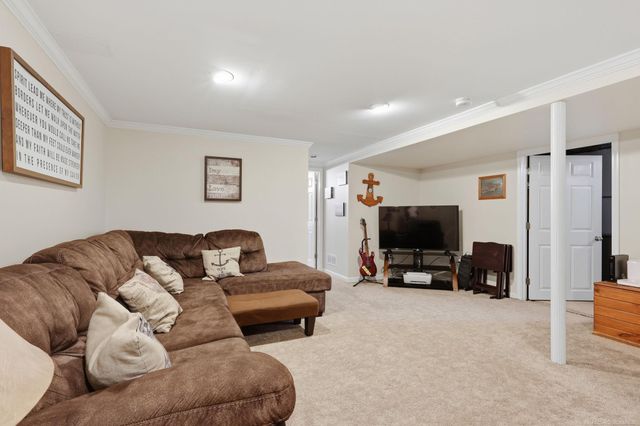 18018 cloverdale Drive, Clinton Twp, MI 48035