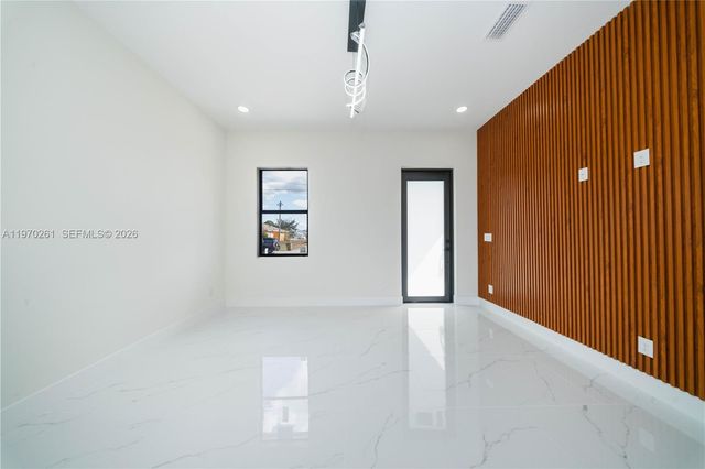 217 Pembroke st, Lehigh Acres, FL 33974