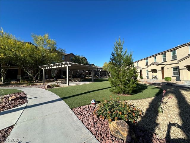 4520 Woolcomber Street, Las Vegas, NV 89115