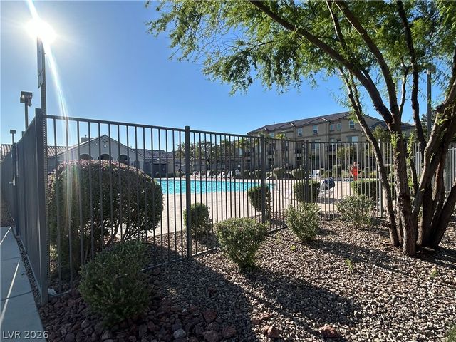 4520 Woolcomber Street, Las Vegas, NV 89115