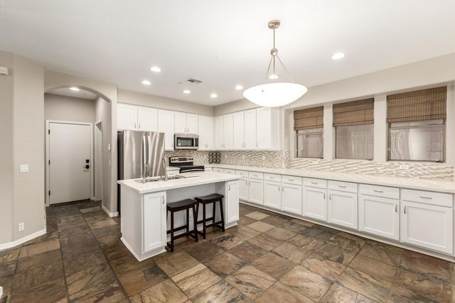 7690 E San Fernando Drive, Scottsdale, AZ 85255