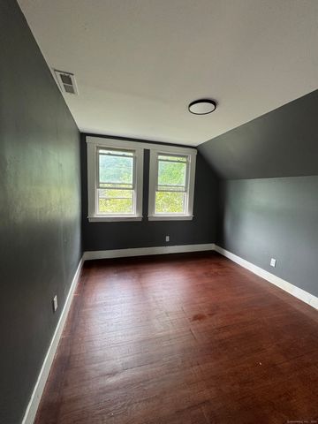 124 First Avenue, New Haven, CT 06513