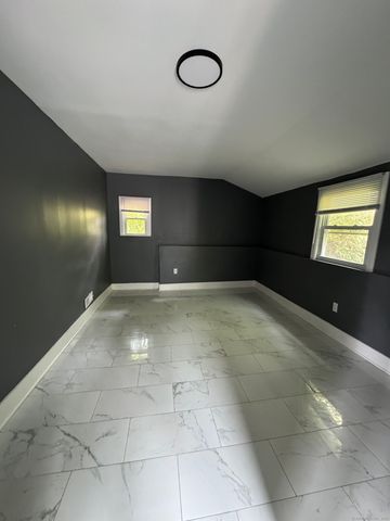124 First Avenue, New Haven, CT 06513