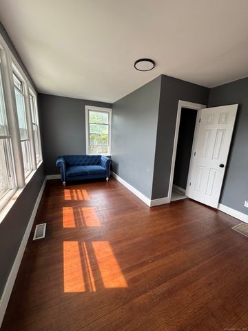 124 First Avenue, New Haven, CT 06513