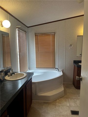 388 County Road 1341, Alice, TX 78332