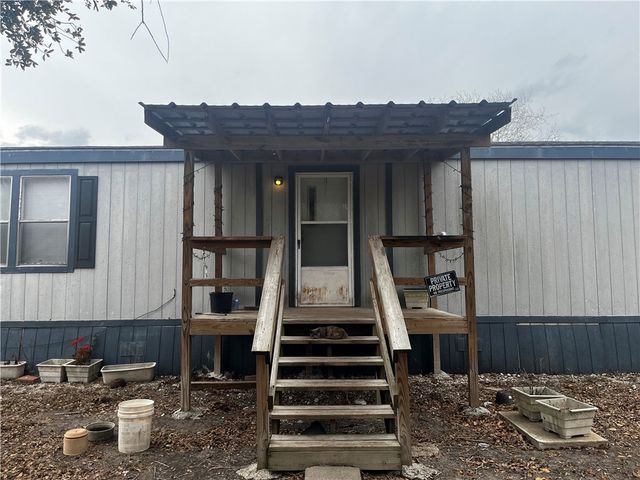 388 County Road 1341, Alice, TX 78332