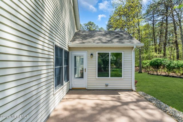 2429 Agincourt Road, Toms River, NJ 08755