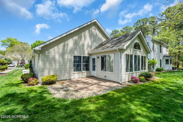 2429 Agincourt Road, Toms River, NJ 08755