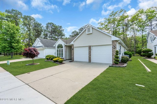 2429 Agincourt Road, Toms River, NJ 08755