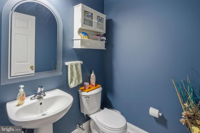 304 CAROLEE CIR, Springfield, PA 19064