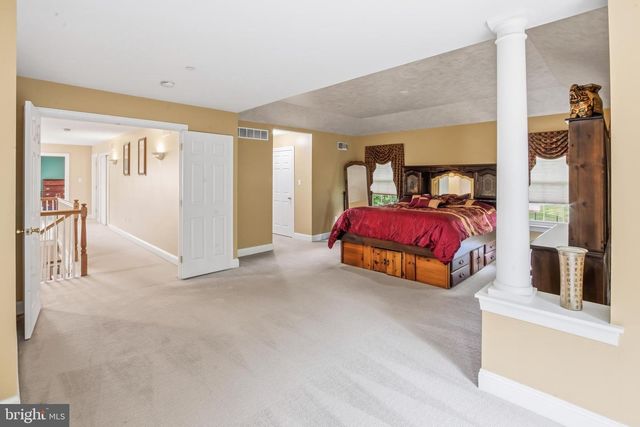 304 CAROLEE CIR, Springfield, PA 19064