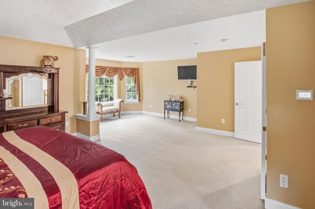 304 CAROLEE CIR, Springfield, PA 19064