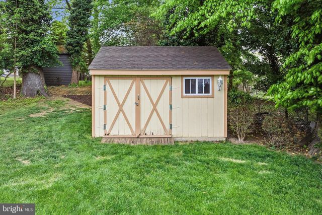 304 CAROLEE CIR, Springfield, PA 19064