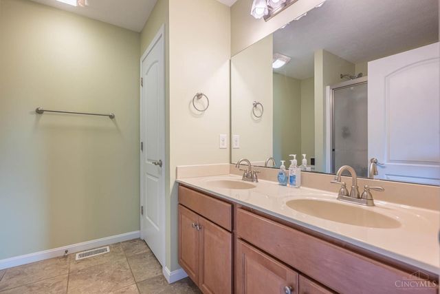 502 Stone Path Court, Carlisle, OH 45005