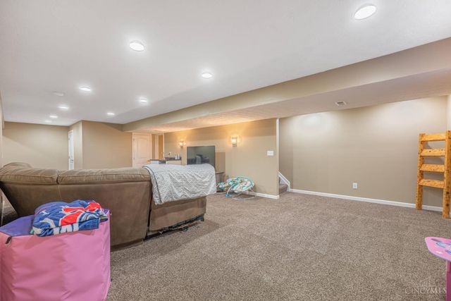 502 Stone Path Court, Carlisle, OH 45005