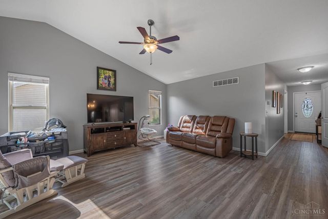 502 Stone Path Court, Carlisle, OH 45005