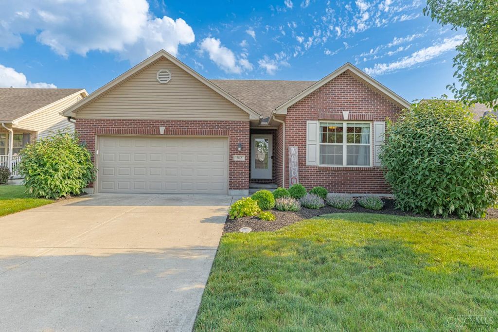 502 Stone Path Court, Carlisle, OH 45005