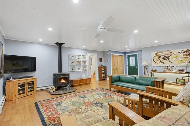 5 Summit Drive, Yulan, NY 12792