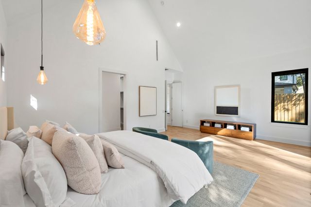 6008 Kenwood Avenue, Dallas, TX 75206