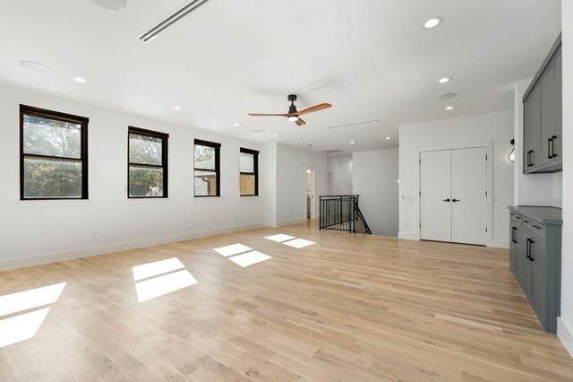 6008 Kenwood Avenue, Dallas, TX 75206