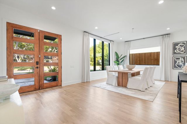 6008 Kenwood Avenue, Dallas, TX 75206