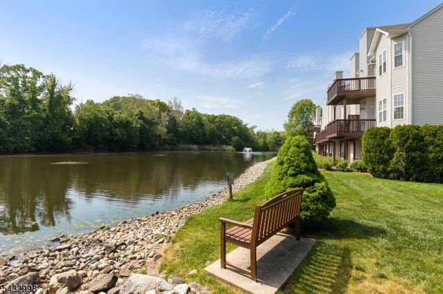 277 Winthrop Dr, Butler Boro, NJ 07405