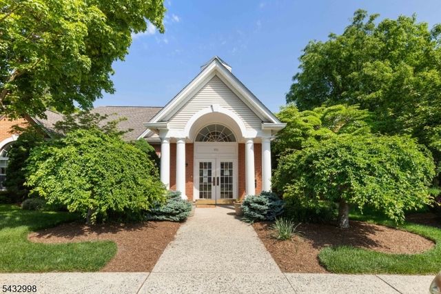 277 Winthrop Dr, Butler Boro, NJ 07405