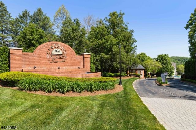 277 Winthrop Dr, Butler Boro, NJ 07405