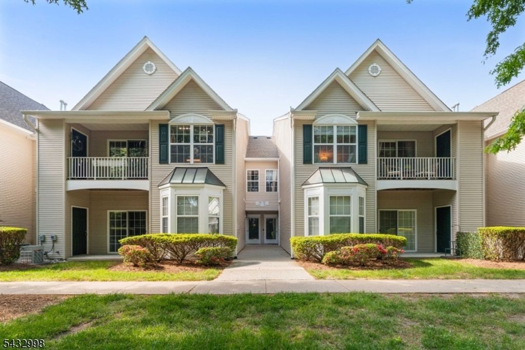 277 Winthrop Dr, Butler Boro, NJ 07405