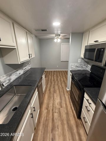 600 S DOBSON Road 111, Mesa, AZ 85202