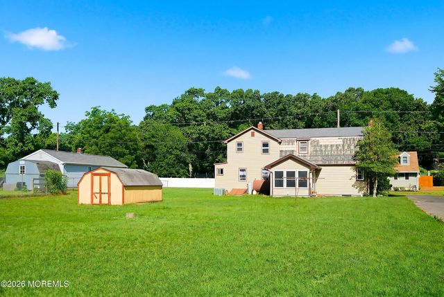 1198 Maxim Southard Road, Howell, NJ 07731