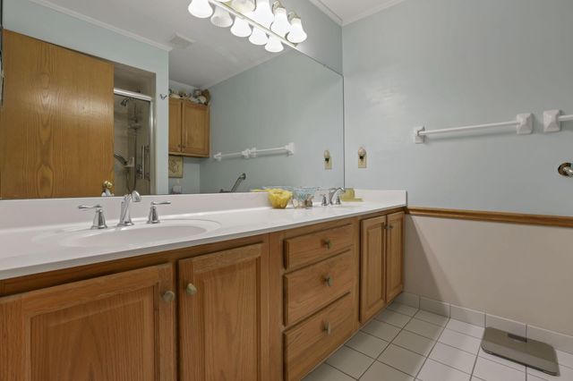 3122 Kingsmead, Dublin, OH 43017