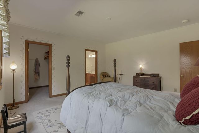 3122 Kingsmead, Dublin, OH 43017