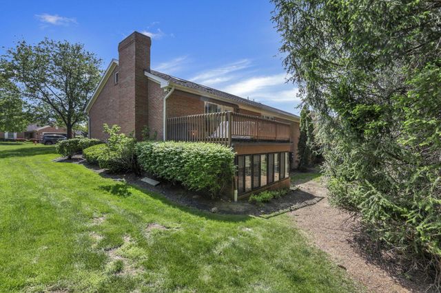 3122 Kingsmead, Dublin, OH 43017