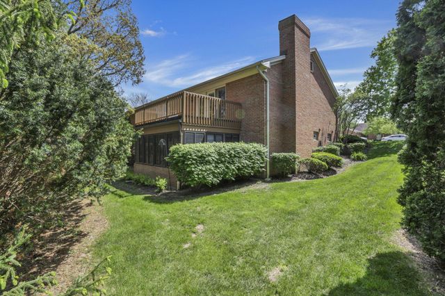 3122 Kingsmead, Dublin, OH 43017