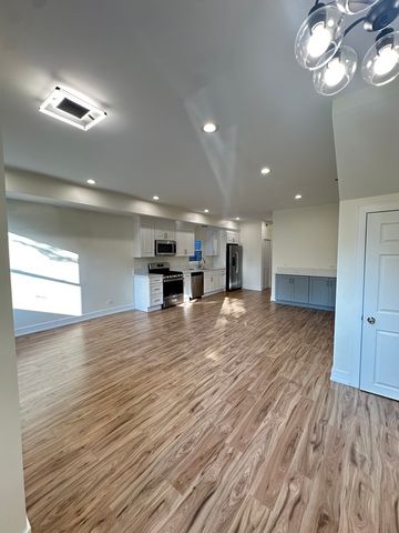 1325 S 50th Court, Cicero, IL 60804