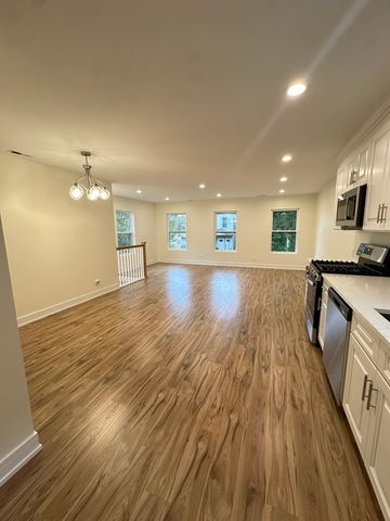 1325 S 50th Court, Cicero, IL 60804