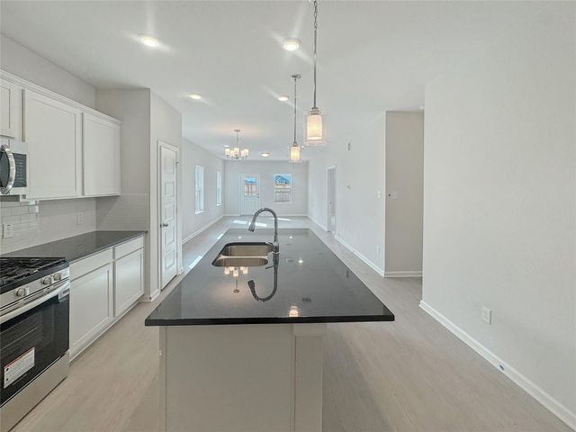 1610 River Scene Trail, Dayton, TX 77535