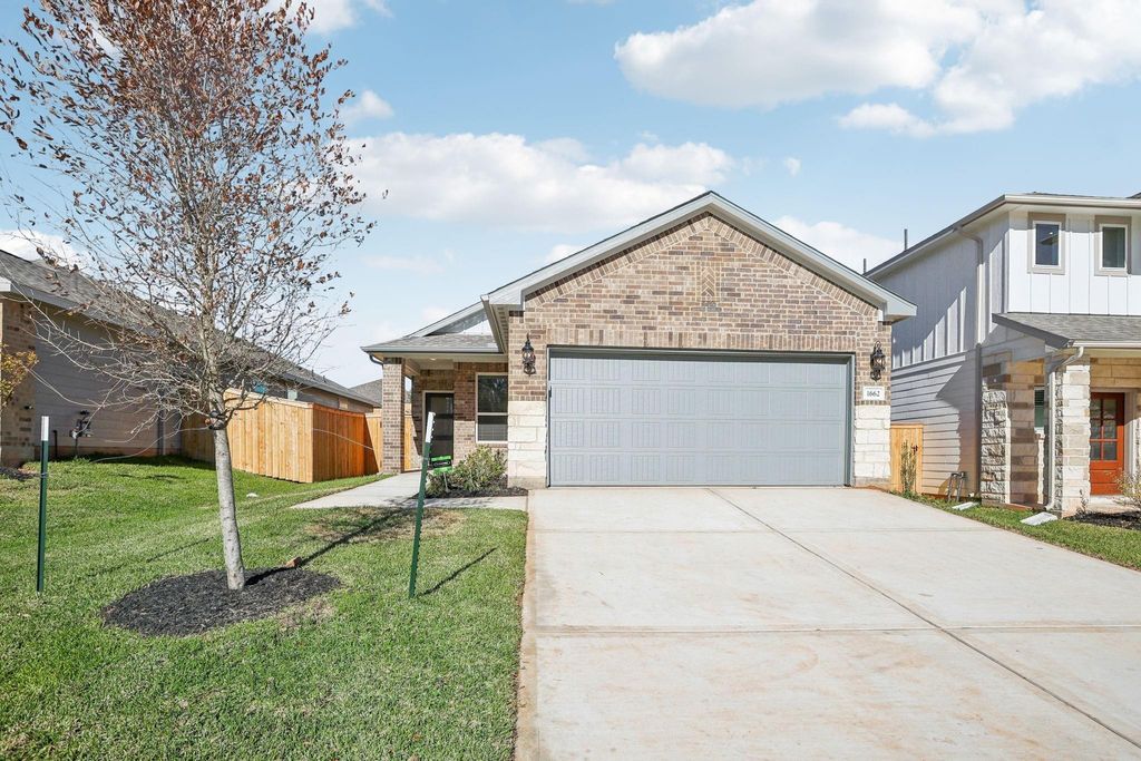 1662 Shae Oak Lane, Conroe, TX 77304