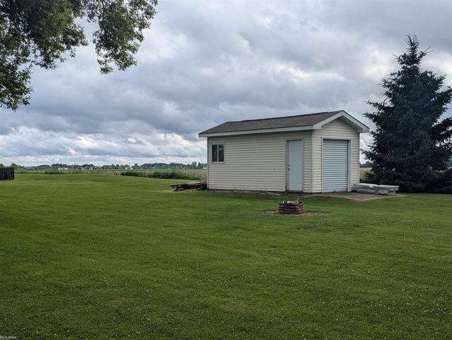 33700 Pratt Road, Richmond Twp, MI 48062