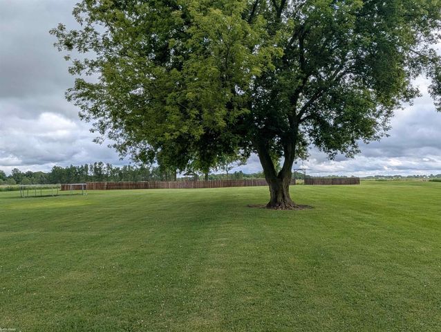 33700 Pratt Road, Richmond Twp, MI 48062