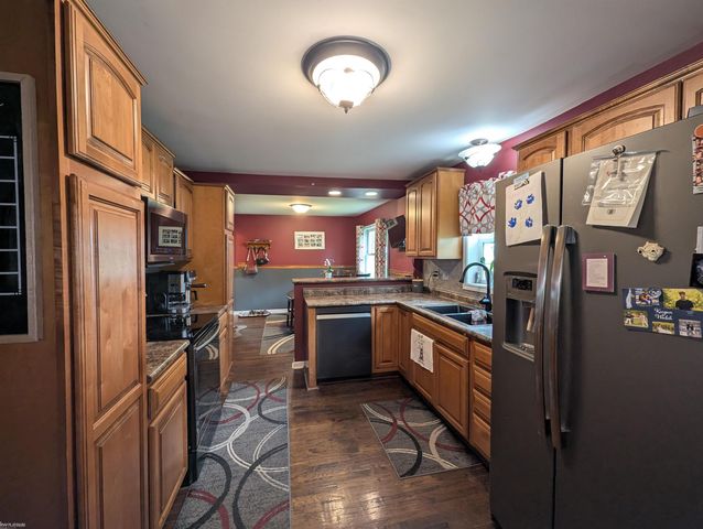 33700 Pratt Road, Richmond Twp, MI 48062