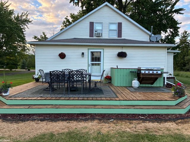 33700 Pratt Road, Richmond Twp, MI 48062