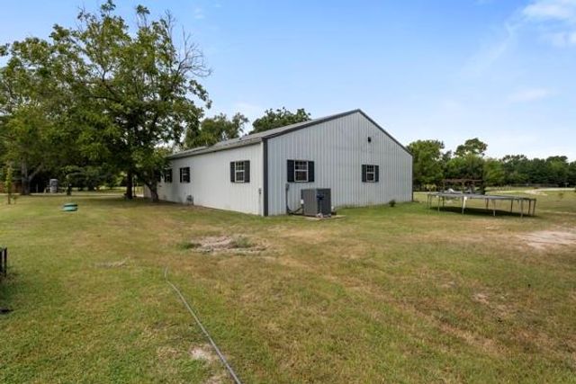 43 O'baya, Bedias, TX 77831